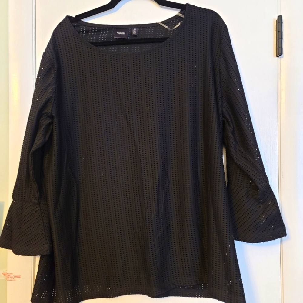 Black plus size top